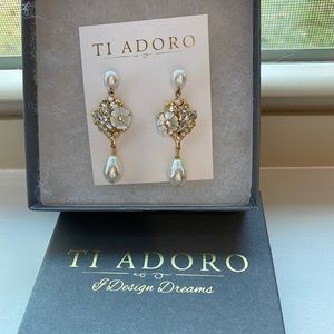 Ti Adoro Bridal Earrings